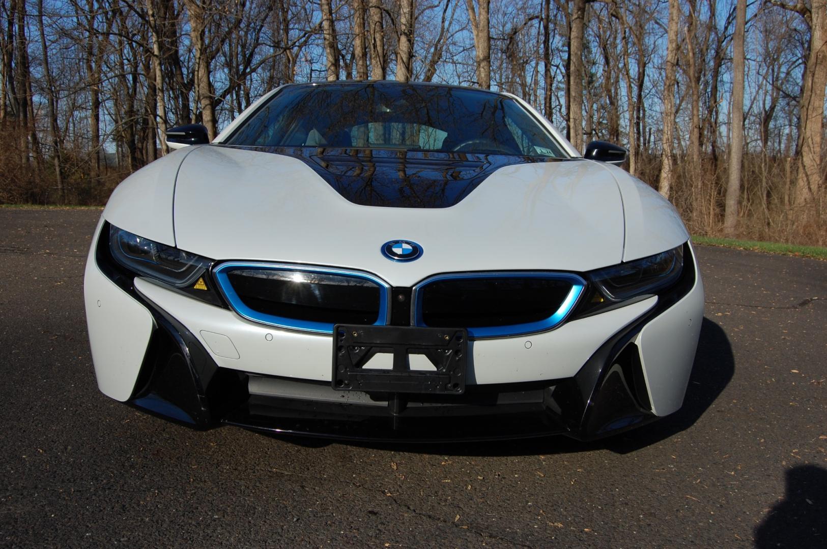 2019 White /Brown Leather BMW i8 (WBY2Z4C50KV) with an 3 cylinder Turbo/ Electric drive engine, Automatic transmission, located at 6528 Lower York Road, New Hope, PA, 18938, (215) 862-9555, 40.358707, -74.977882 - Here we have a beautiful looking and driving 2019 BMW i8 with 7,497 miles. This BMW has a 3 cylinder turbo gas engine with electric motors putting power to all four wheels via an automatic transmission. The interior offers brown leather, keyless entry, cruise control, tilt steering wheel, power wind - Photo#6